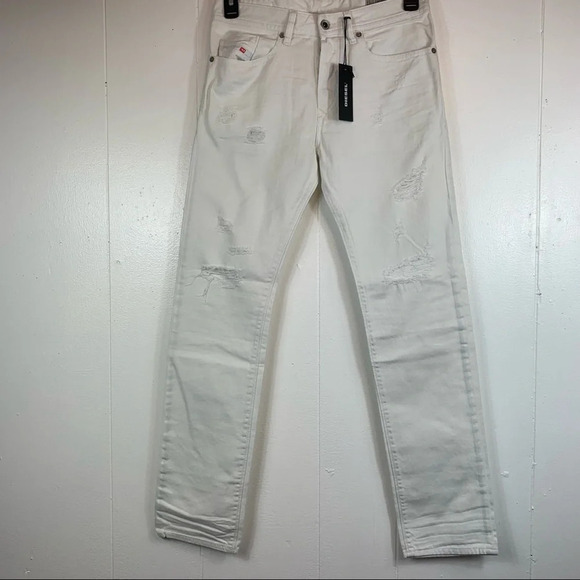 Diesel Bustler Regular Slim-Tapered - Picture 1 of 12